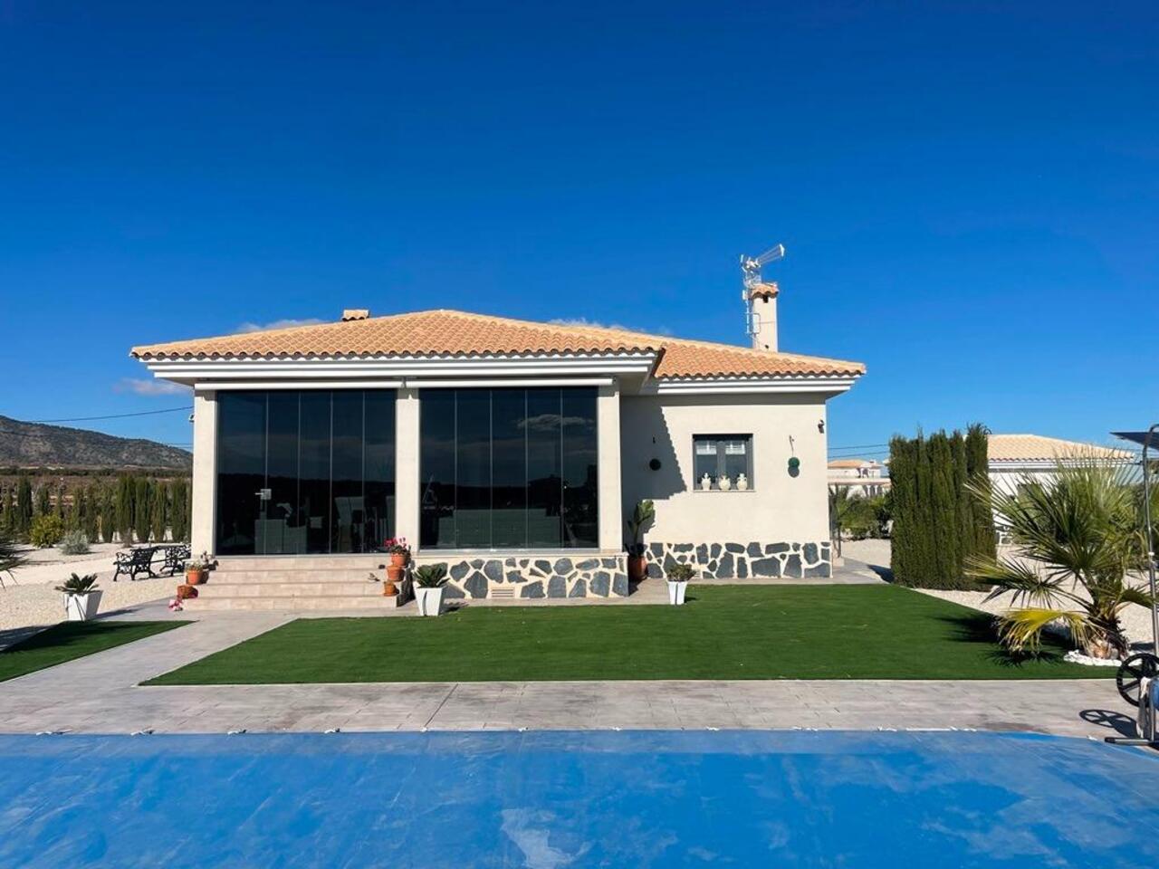 Villa in Pinoso, Alicante – N7754