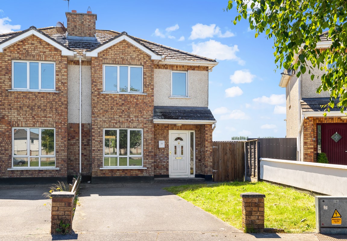 47 The Sycamores  Edenderry Co. Offaly R45K064